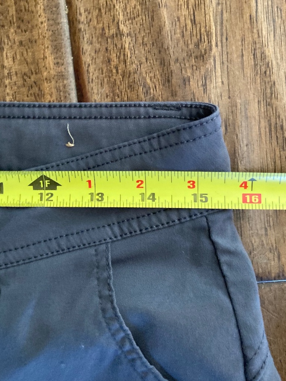 prAna Gray Halle Outdoor Hiking Roll Up Cargo Pants Womens 6 Gorpcore - Picture 7 of 8